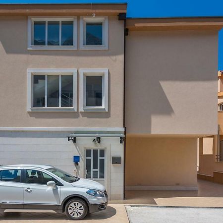 מאקרסקה Apartments Naja מראה חיצוני תמונה