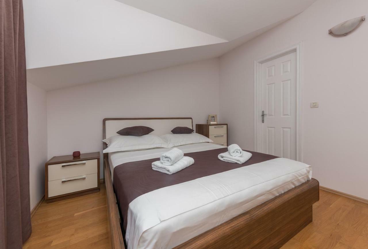 מאקרסקה Apartments Naja מראה חיצוני תמונה
