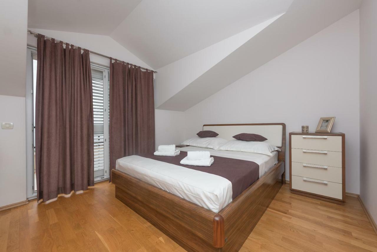 מאקרסקה Apartments Naja מראה חיצוני תמונה