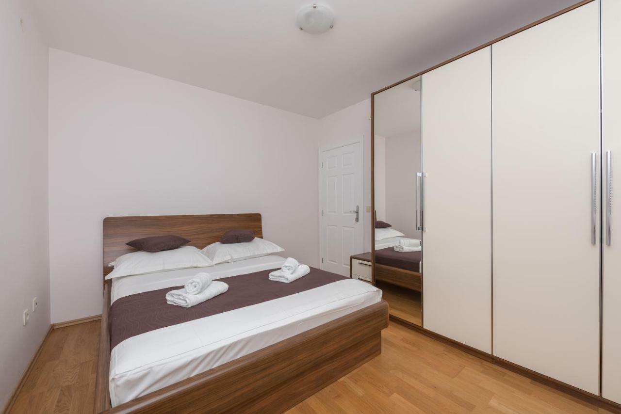 מאקרסקה Apartments Naja מראה חיצוני תמונה