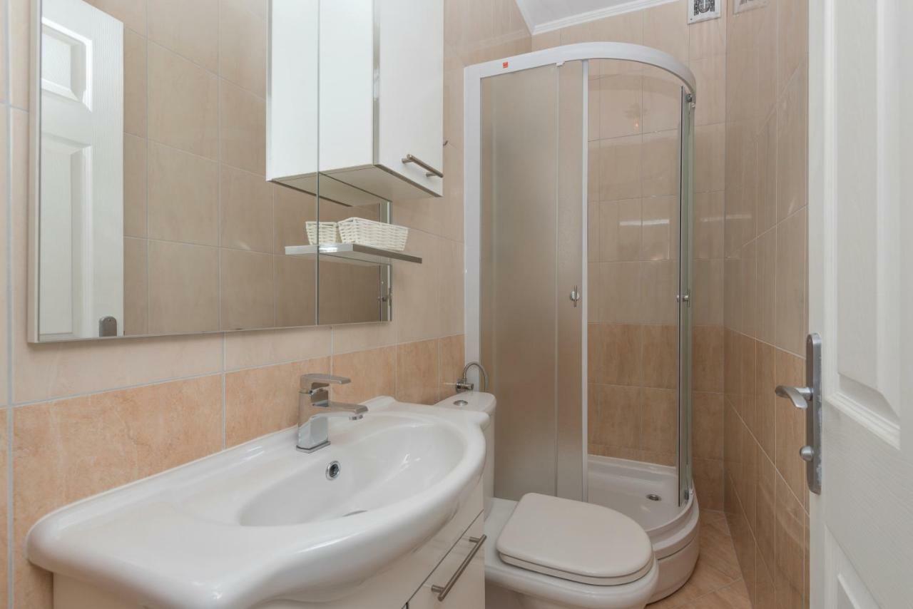 מאקרסקה Apartments Naja מראה חיצוני תמונה