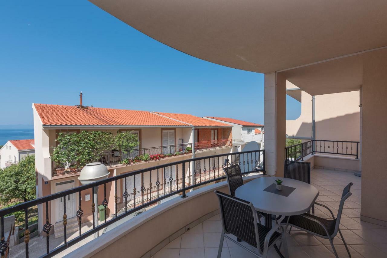 מאקרסקה Apartments Naja מראה חיצוני תמונה
