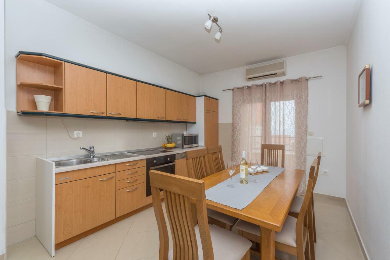 מאקרסקה Apartments Naja מראה חיצוני תמונה